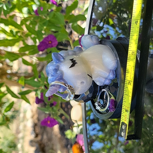 Resin Unicorn jewelry Stand - Picture 5 of 6